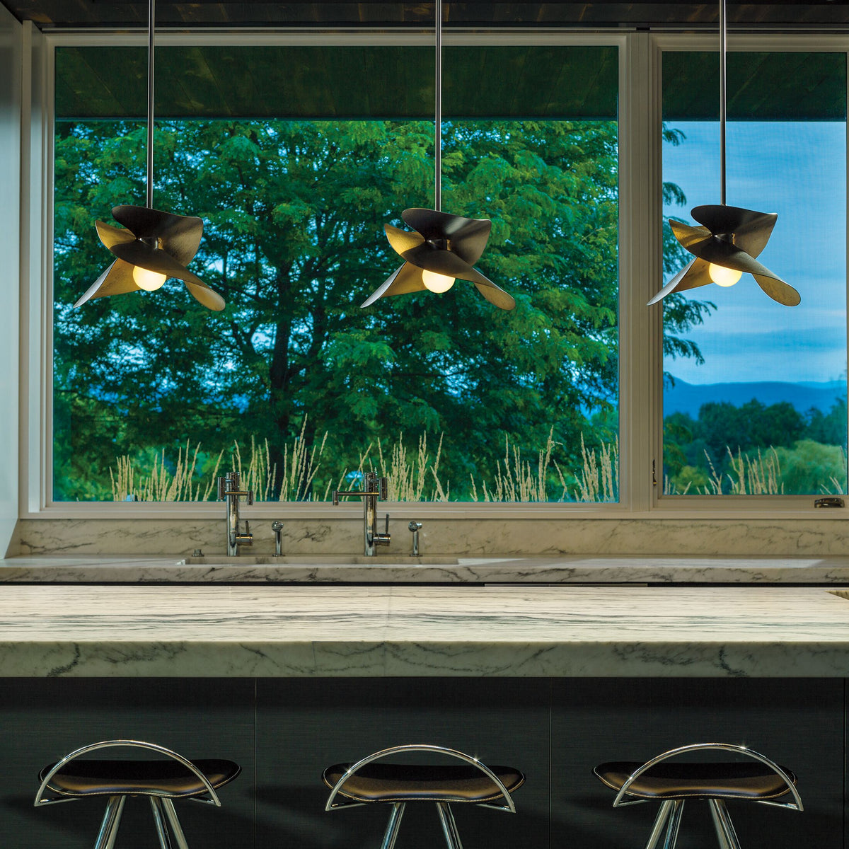 Hubbardton Forge Hibiscus  Pendant