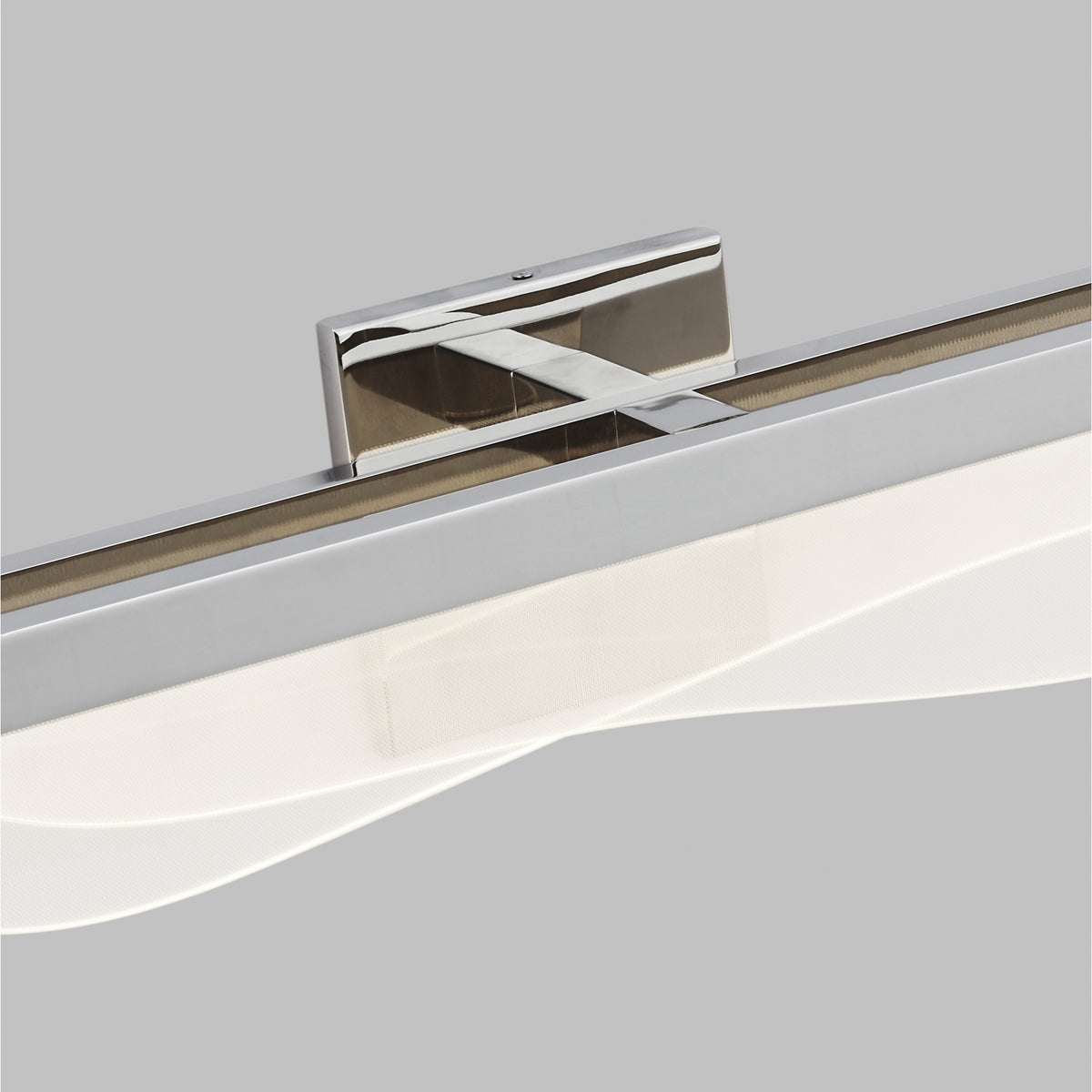 Sean Lavin Nyra 25 Bath Light