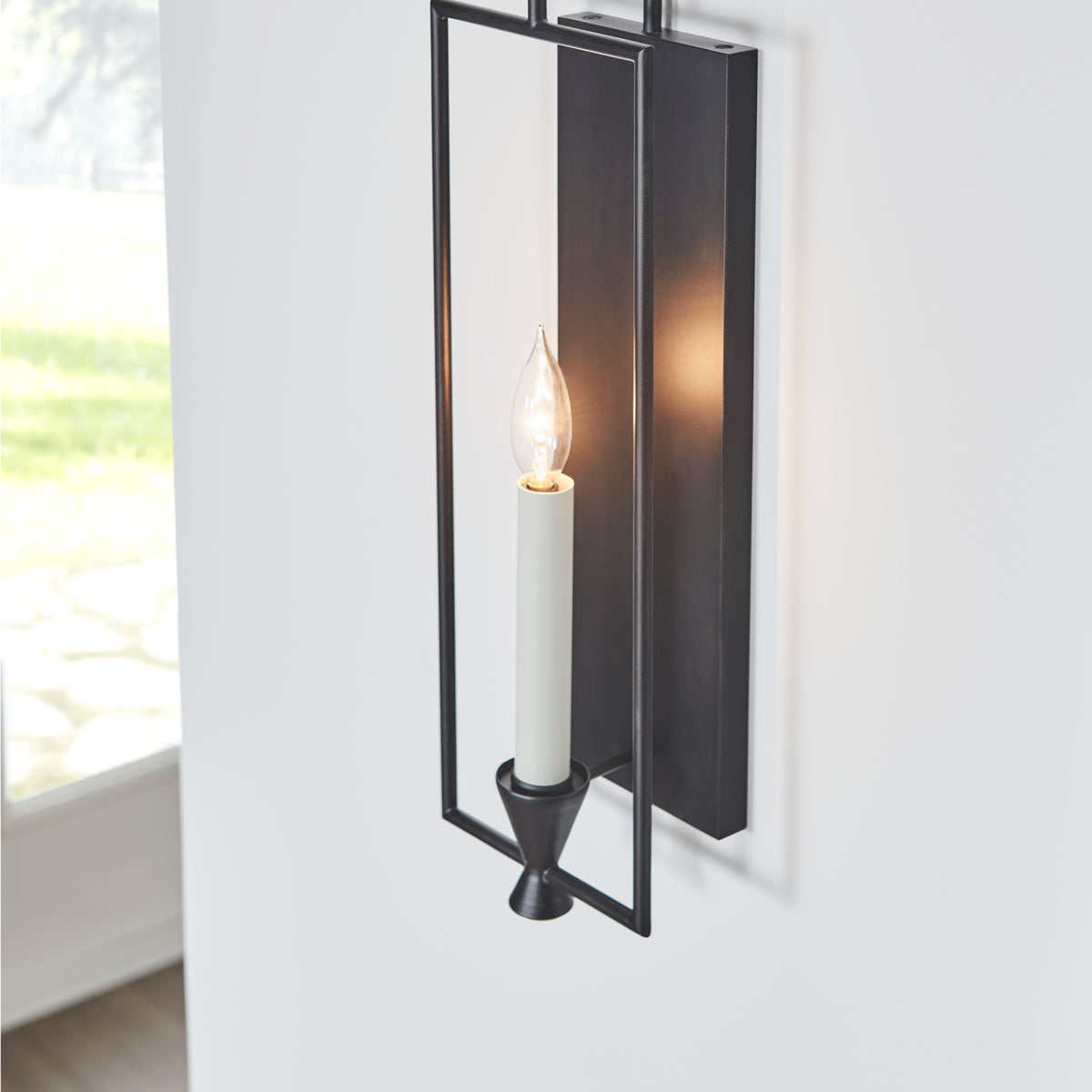 Chapman &amp; Myers Keystone Sconce