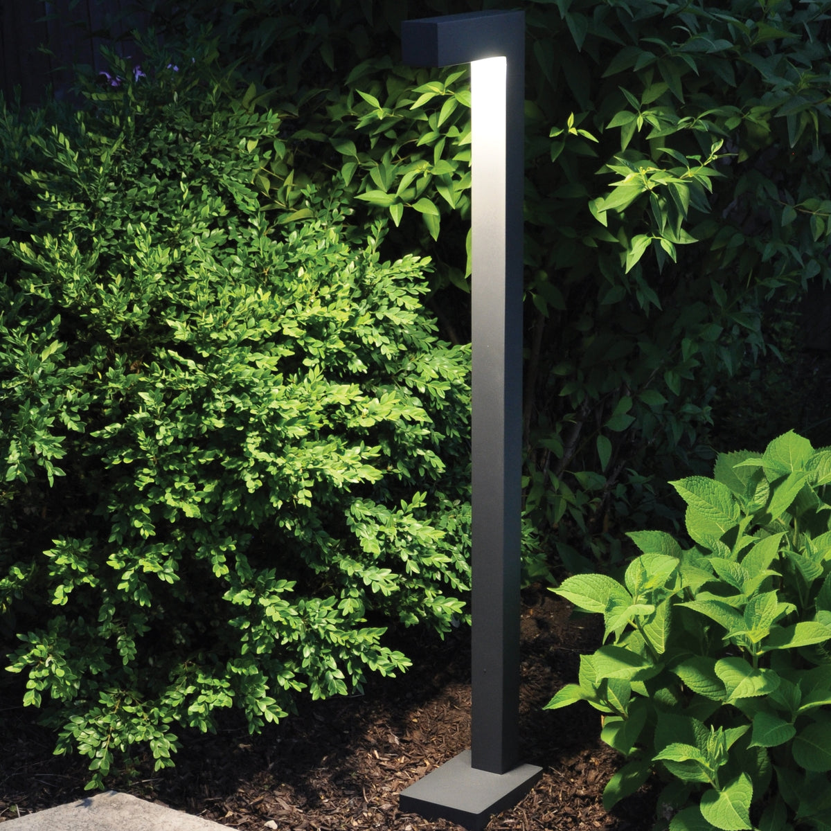 Sean Lavin Strut 42 Outdoor Bollard